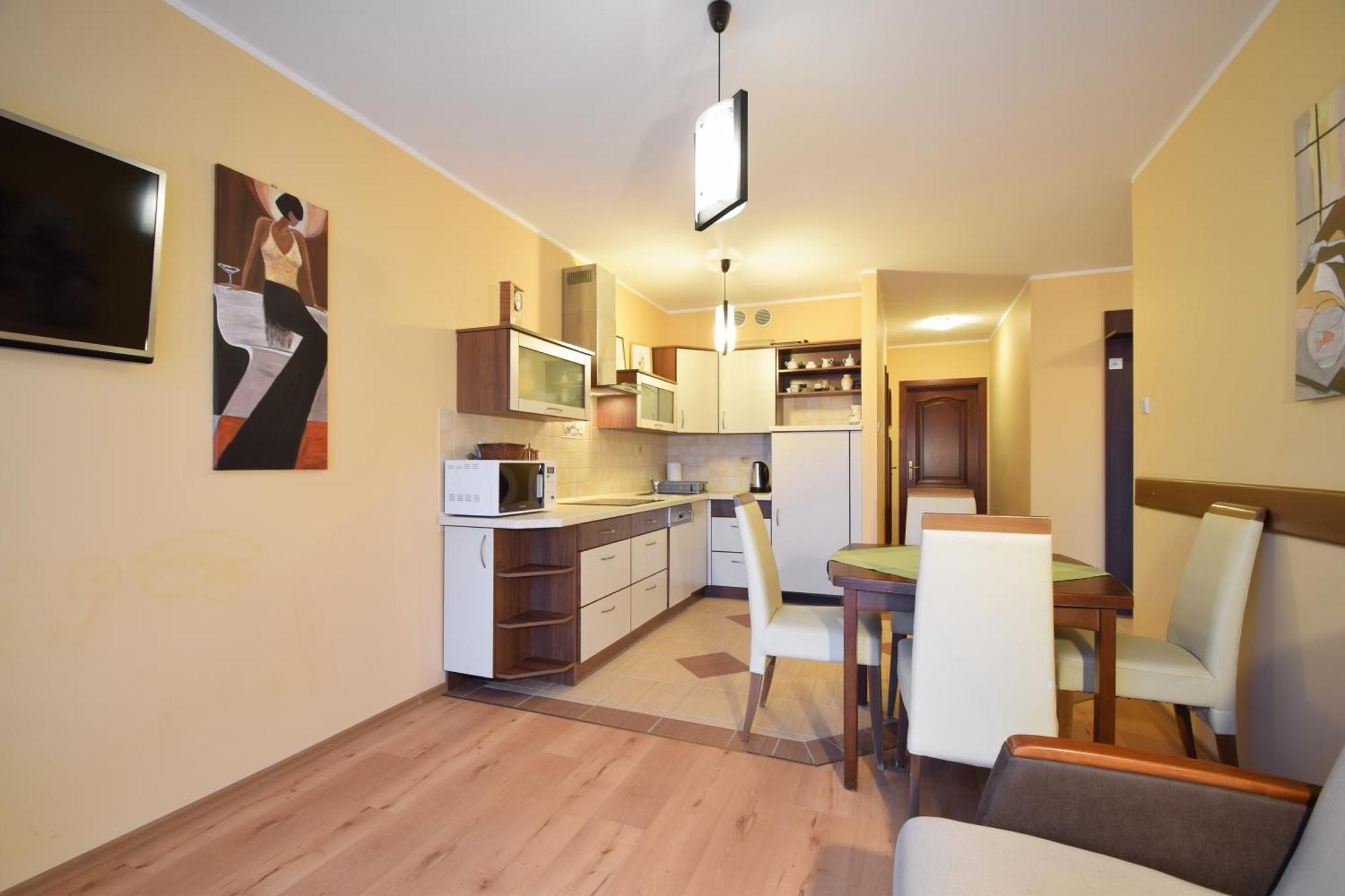 Apartament 29 Zielone Tarasy 코워브제크 외부 사진