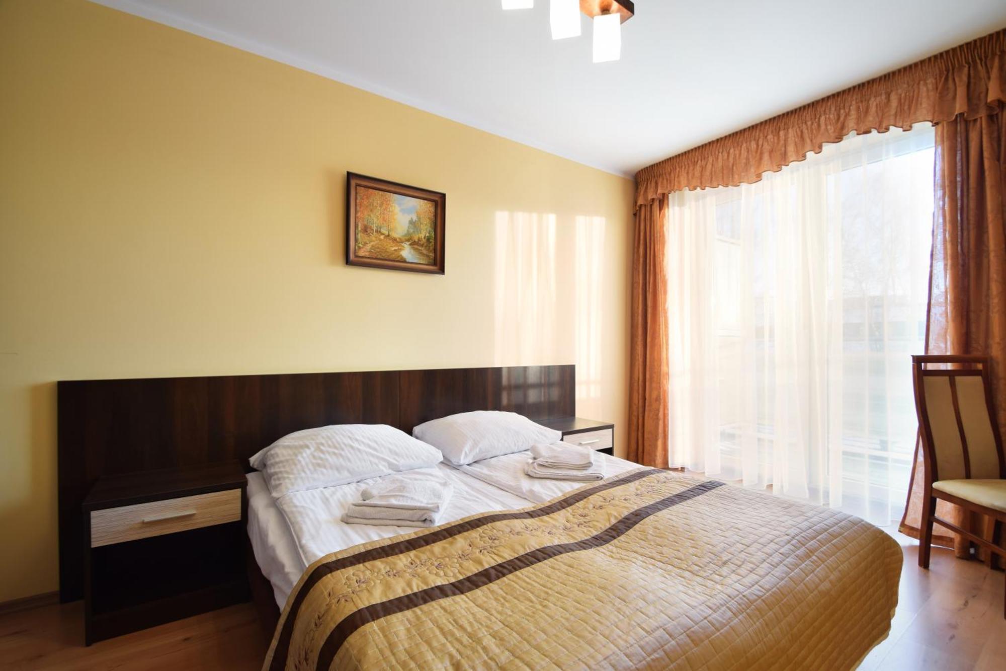 Apartament 29 Zielone Tarasy 코워브제크 외부 사진
