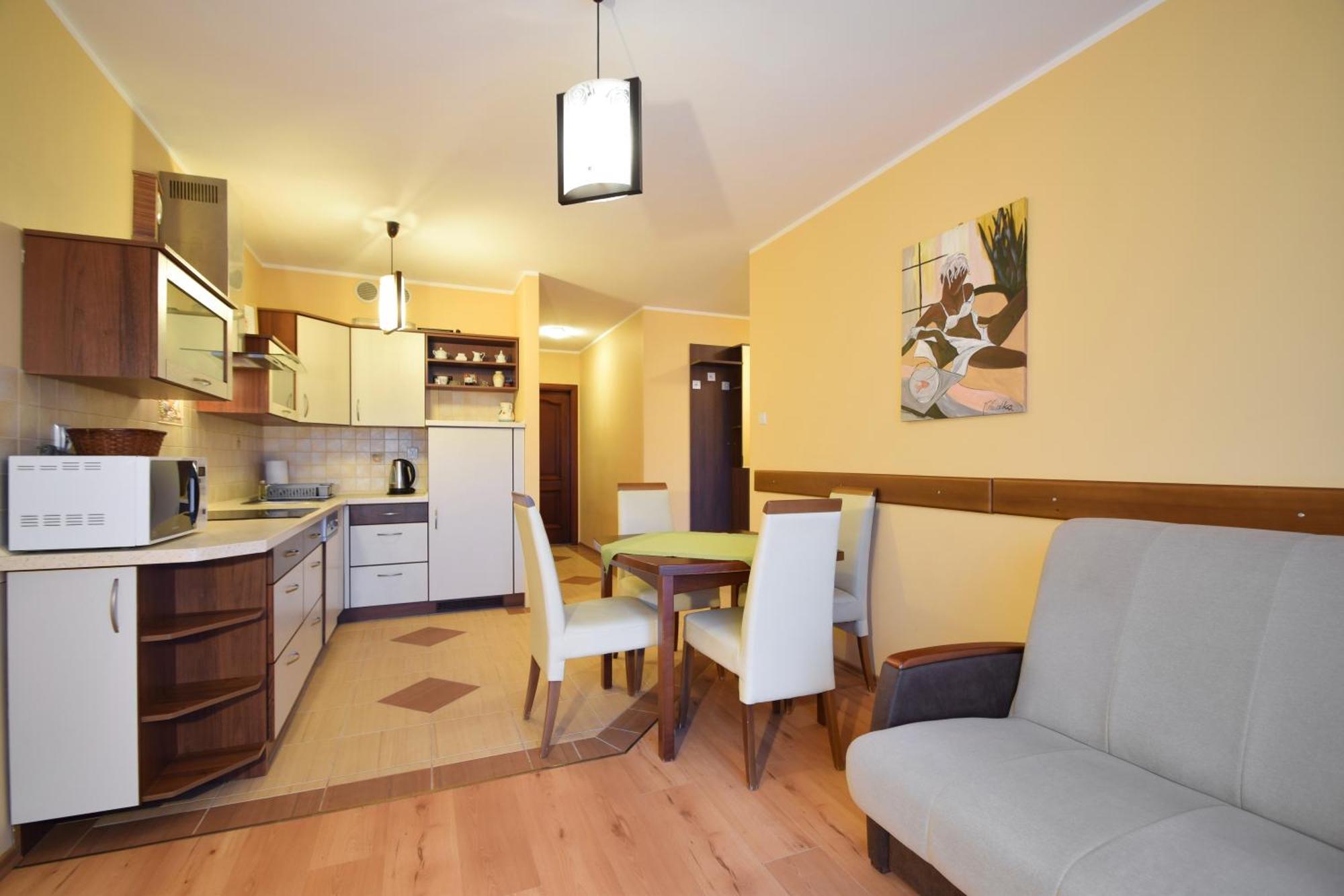Apartament 29 Zielone Tarasy 코워브제크 외부 사진